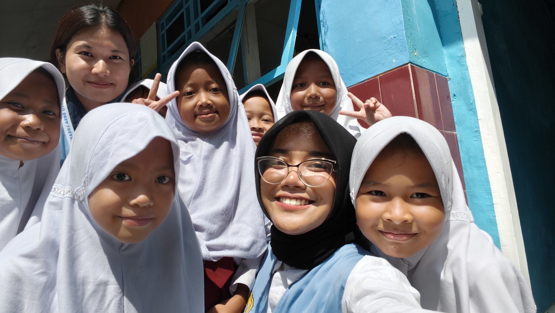 Sosialisasi Perilaku Hidup Bersih dan Sehat di SDN 1 Losari