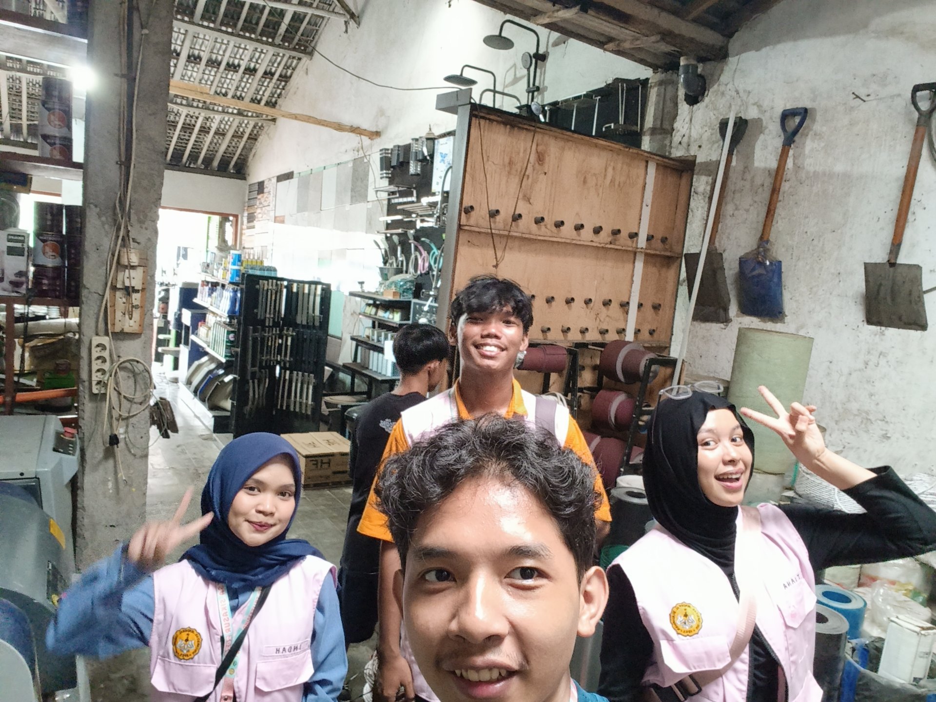 Belanja bahan keperluan proker