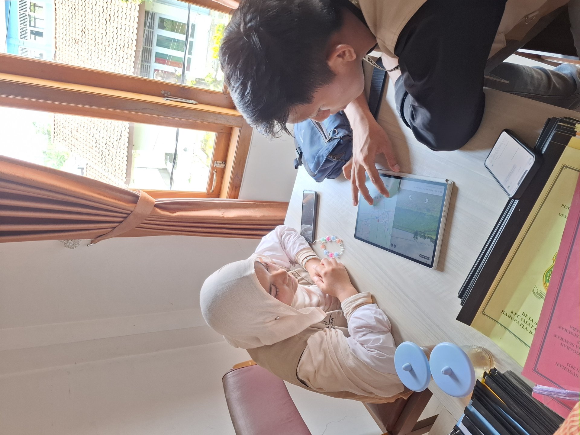 Piket Desa di Balai Desa Susukan