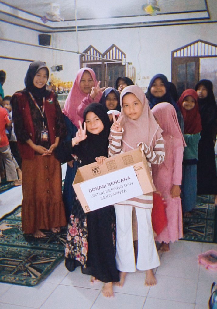 Galang Dana Bencana di Purbalingga oleh TPQ Al Mujahidin dan Mahasiswa KKN UNSOED