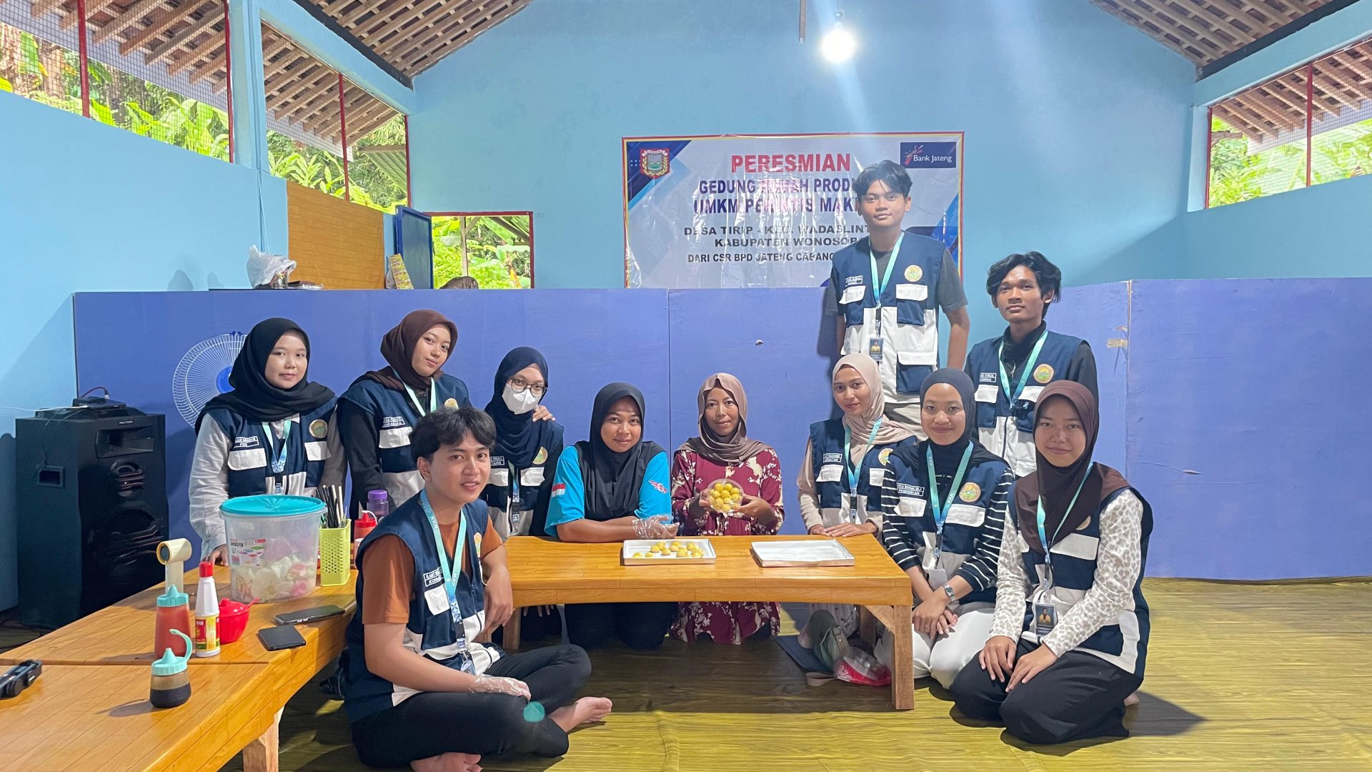 Pelatihan Pembuatan Kue Nastar di UMKM Perintis Makmur.