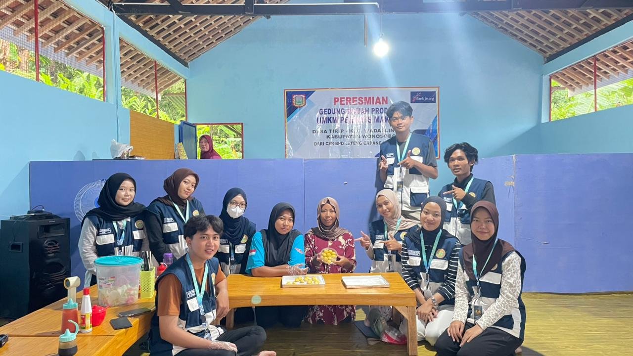 Pelatihan UMKM Pembuatan Kue Nastar untuk Peluang Bisnis Bulan Ramadan