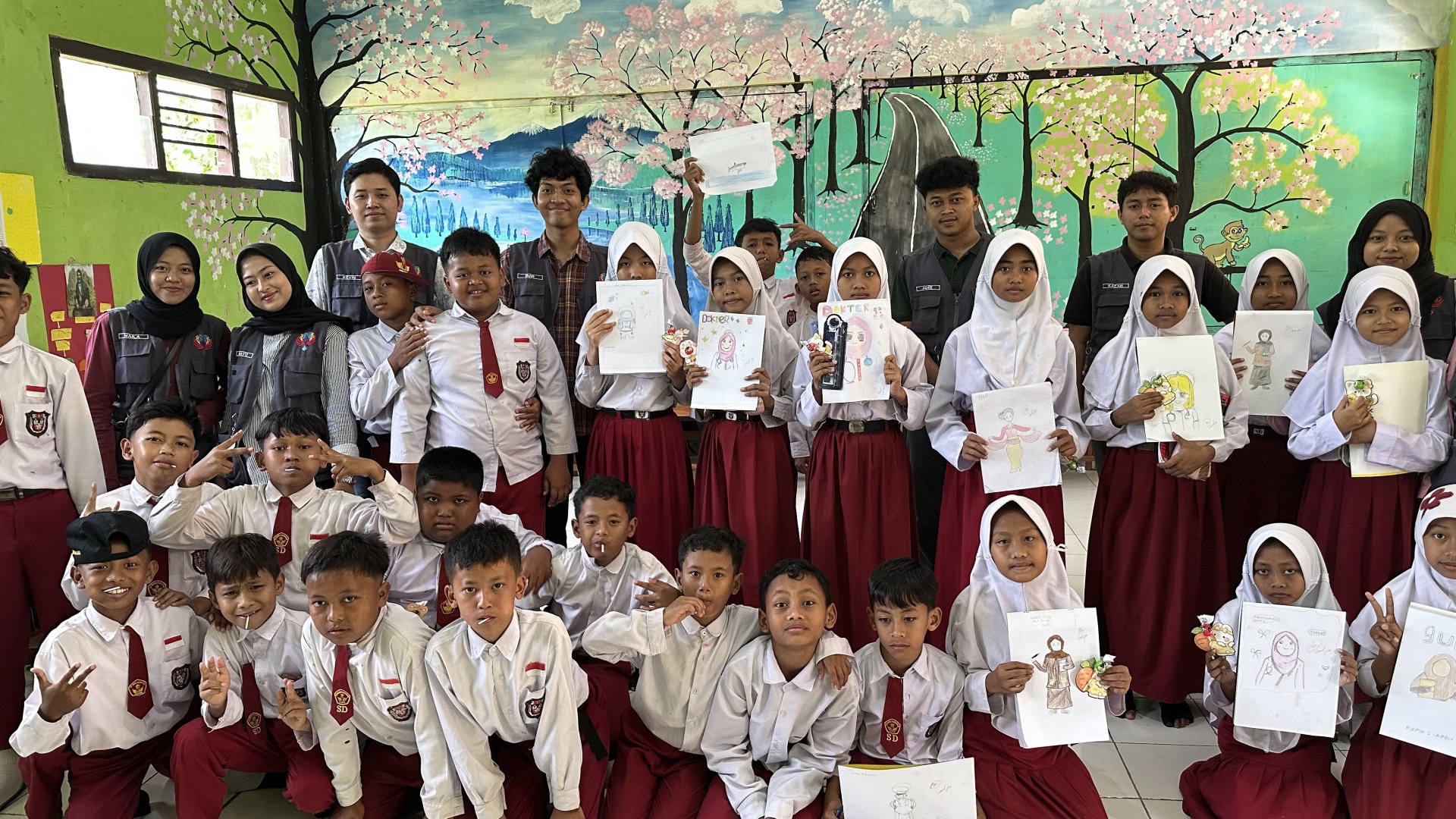 Menggambar Cita-Cita