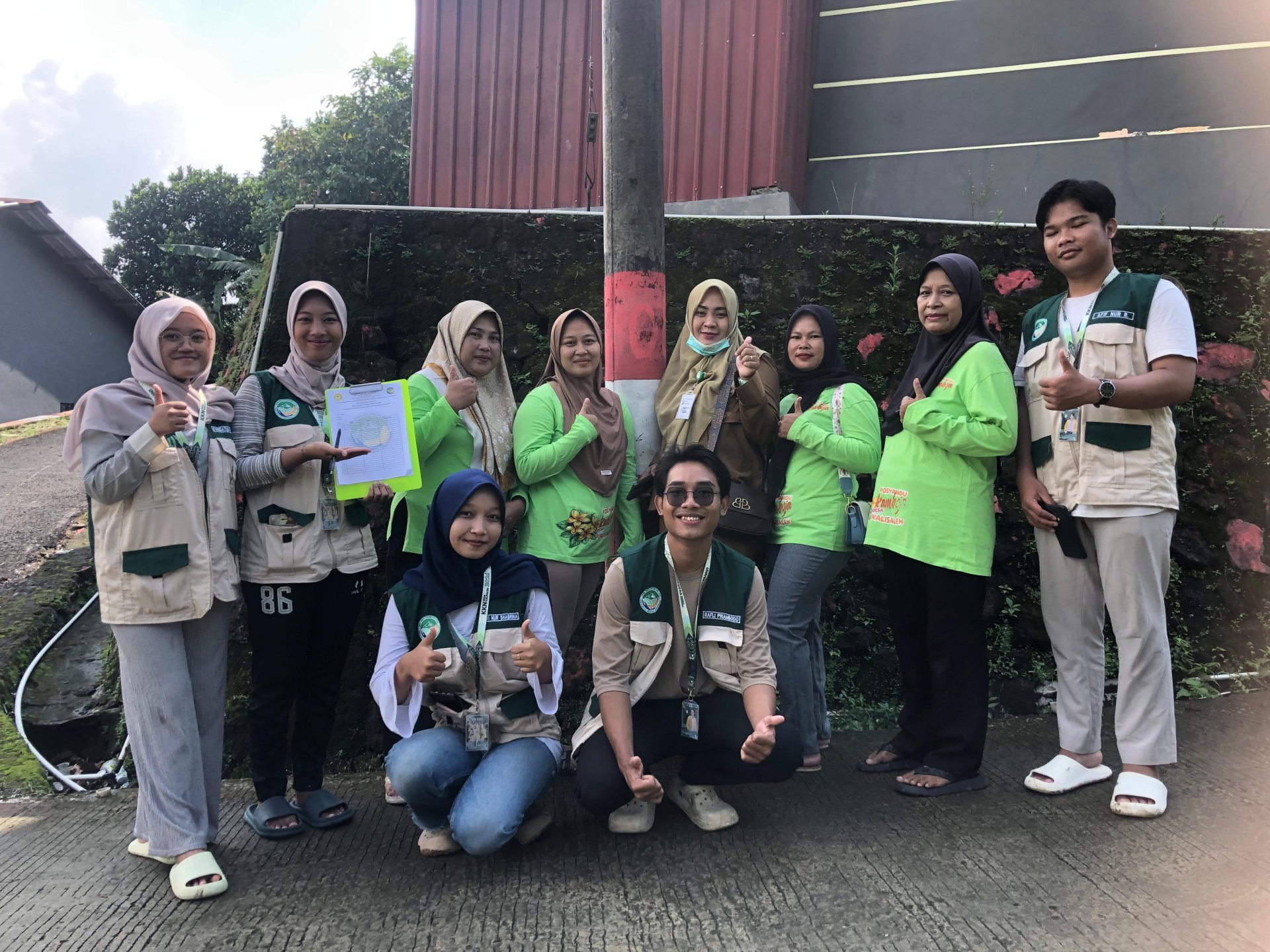 Day 21. Kegiatan Pemberantasan Sarang Nyamuk dan Sosialisasi Pengelolaan Sampah