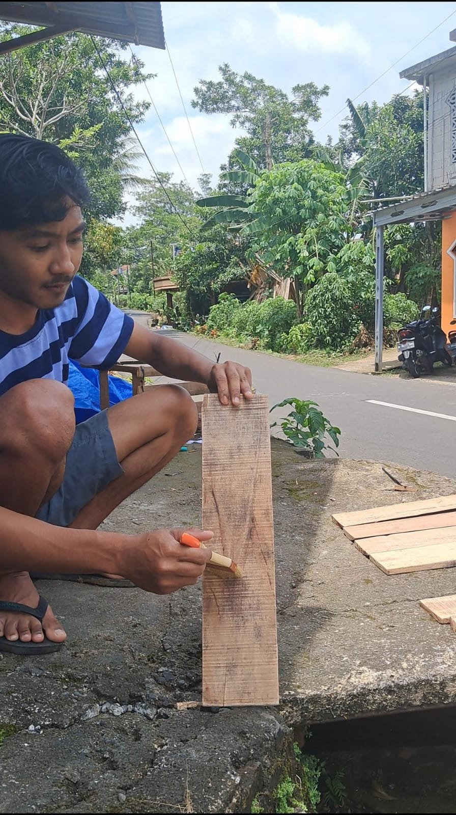 Day 20 Persiapan Pemasangan Plang Sampah