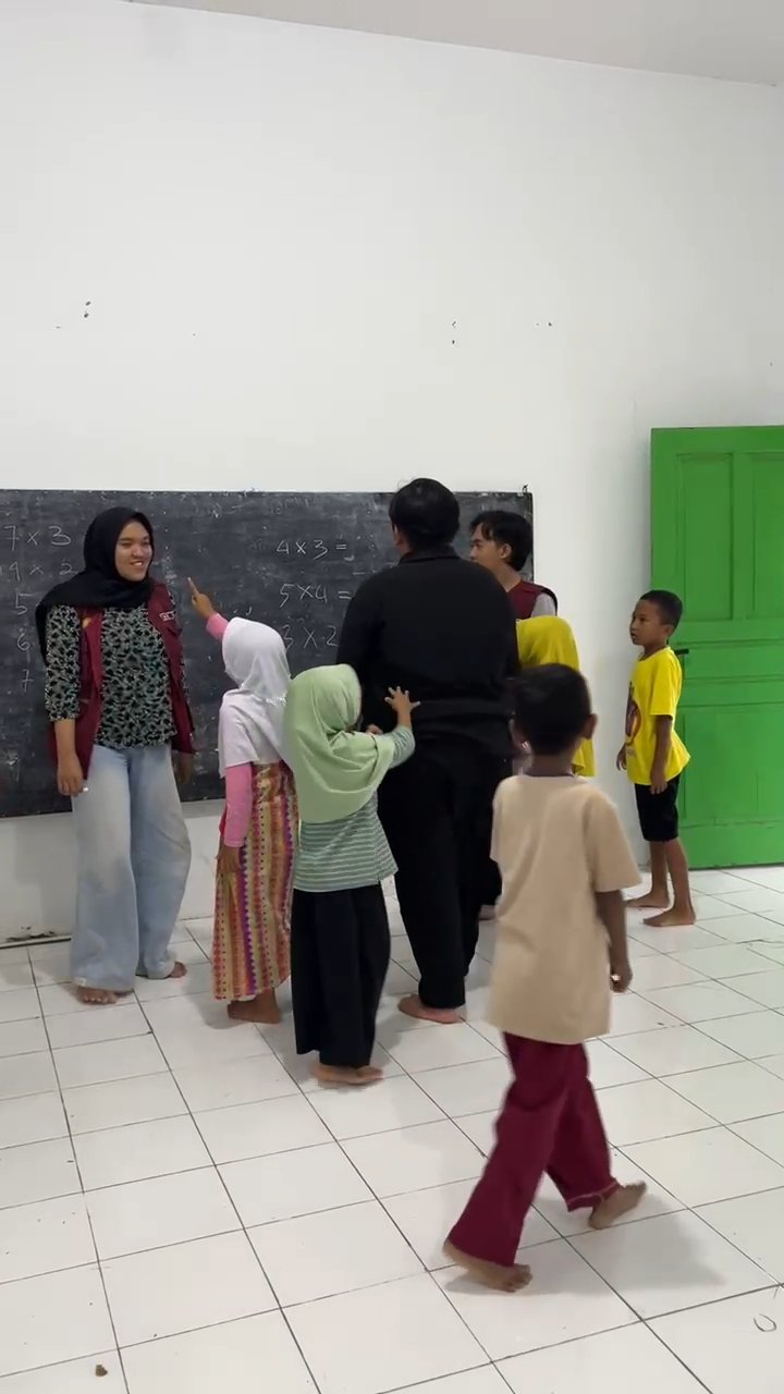 Bimbingan Belajar Siswa Kelas 1 dan 2