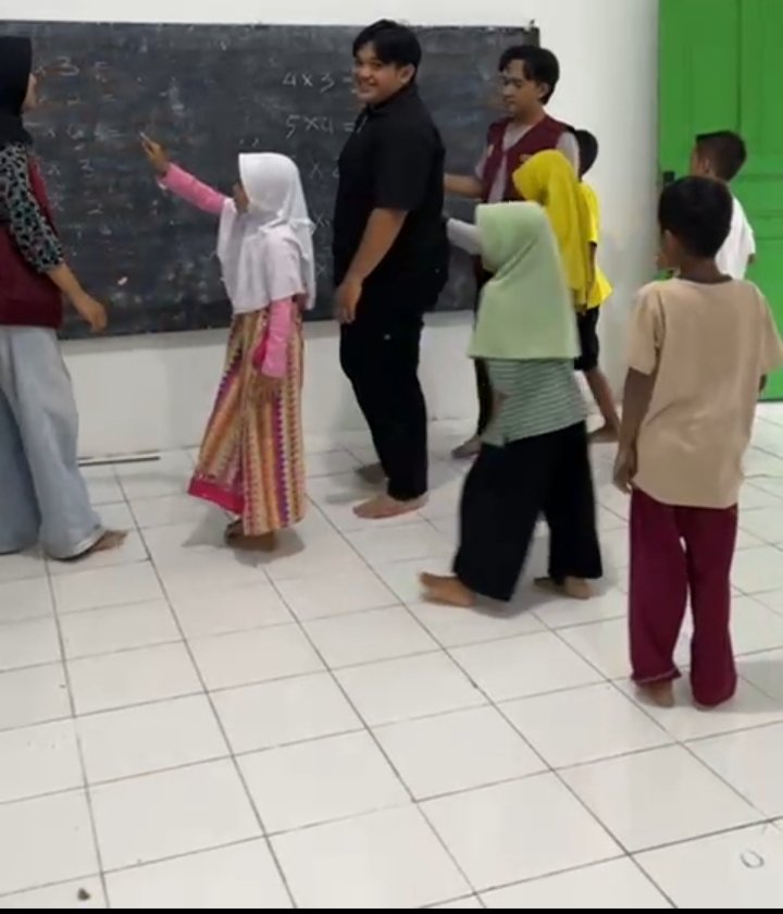 Bimbingan belajar kelas 1 dan 2