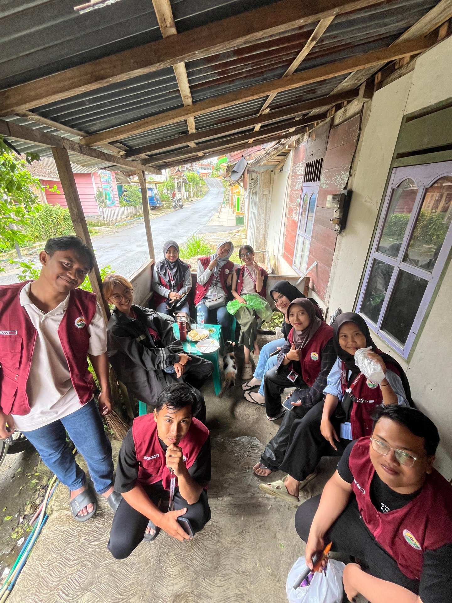 Kunjungan pengukuran banner UMKM Ibu Mugiarti