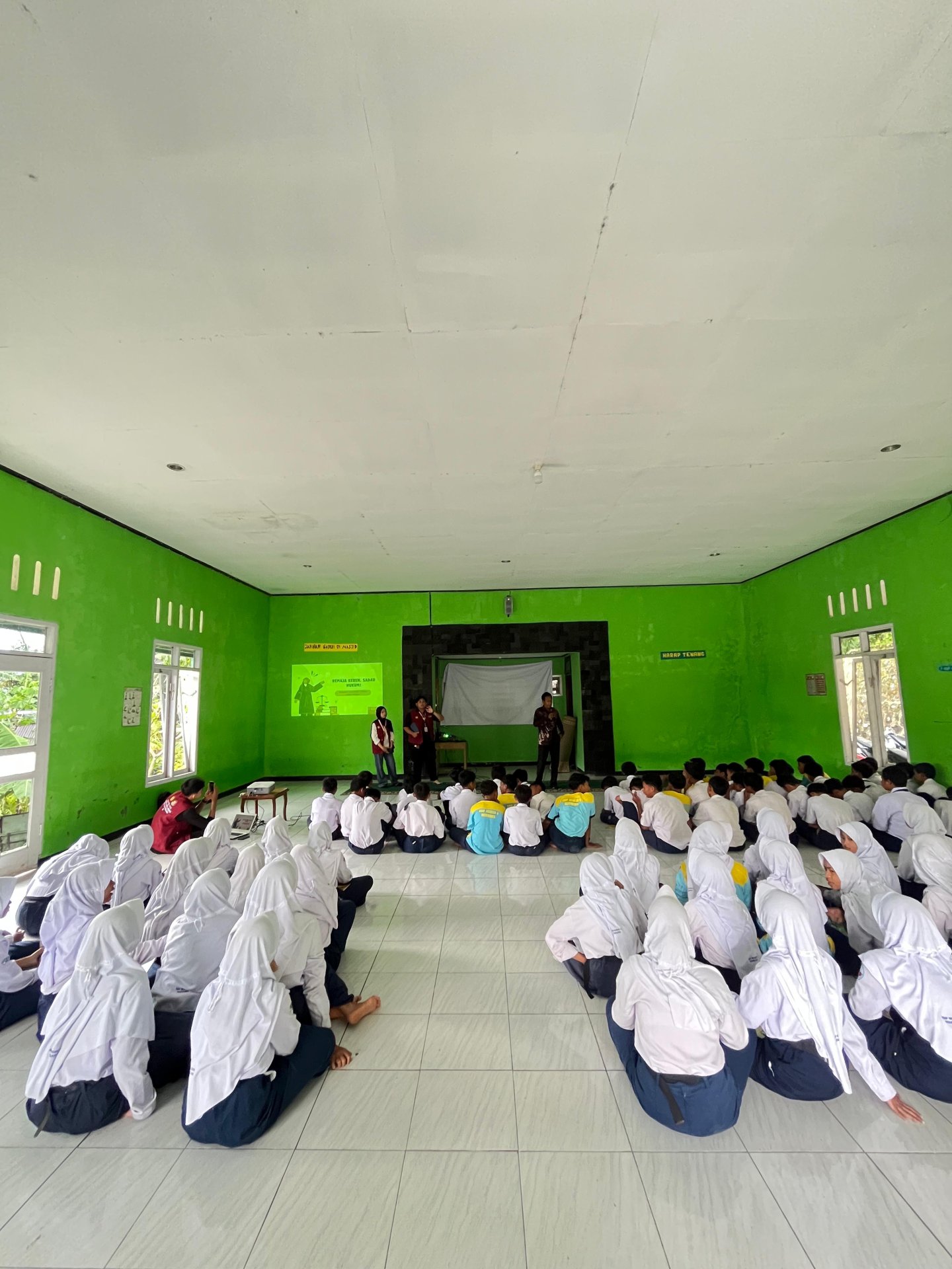 Sosialisasi Kesadaran Hukum Untuk Remaja