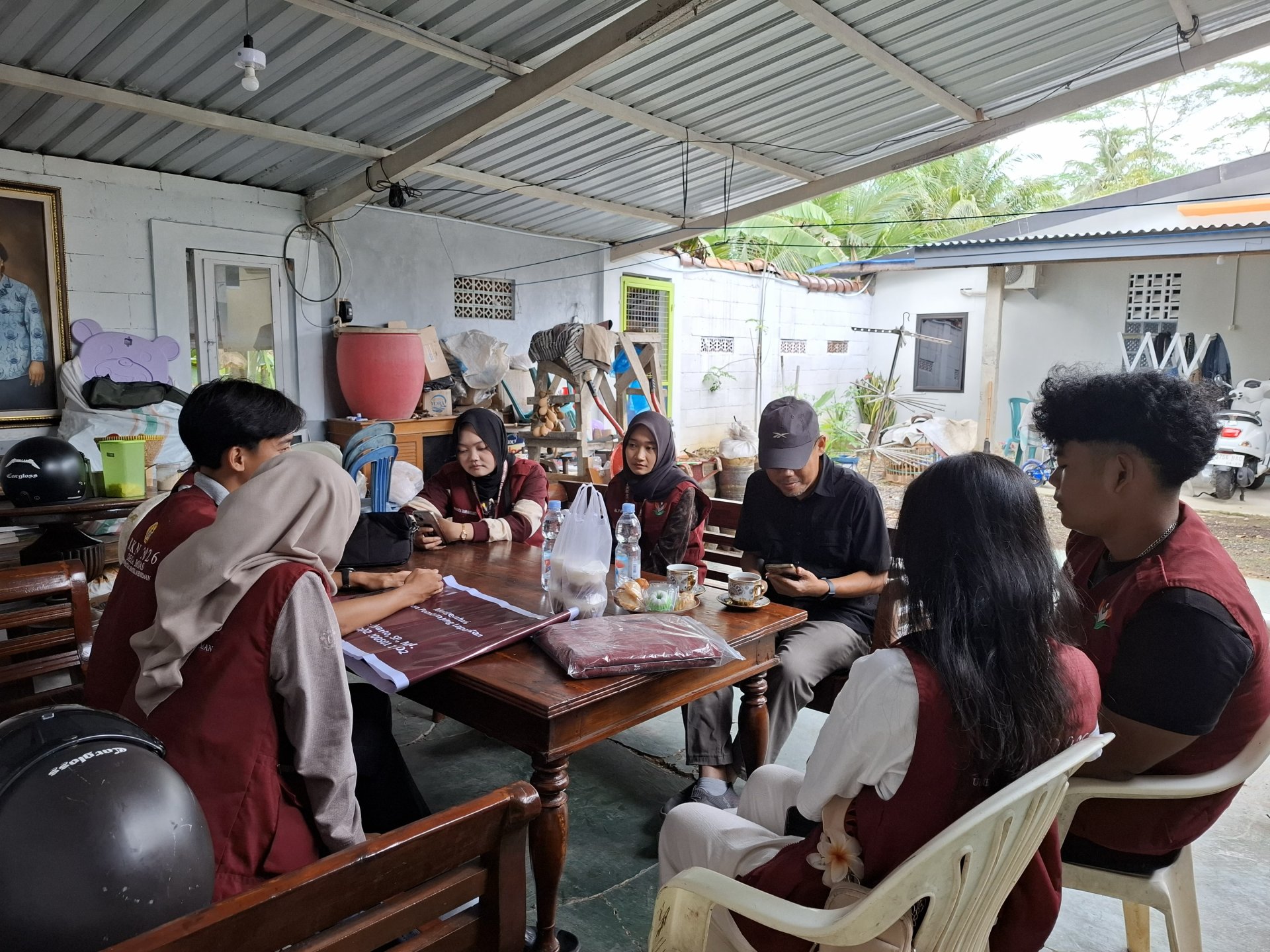 Kunjungan DPL ke Posko