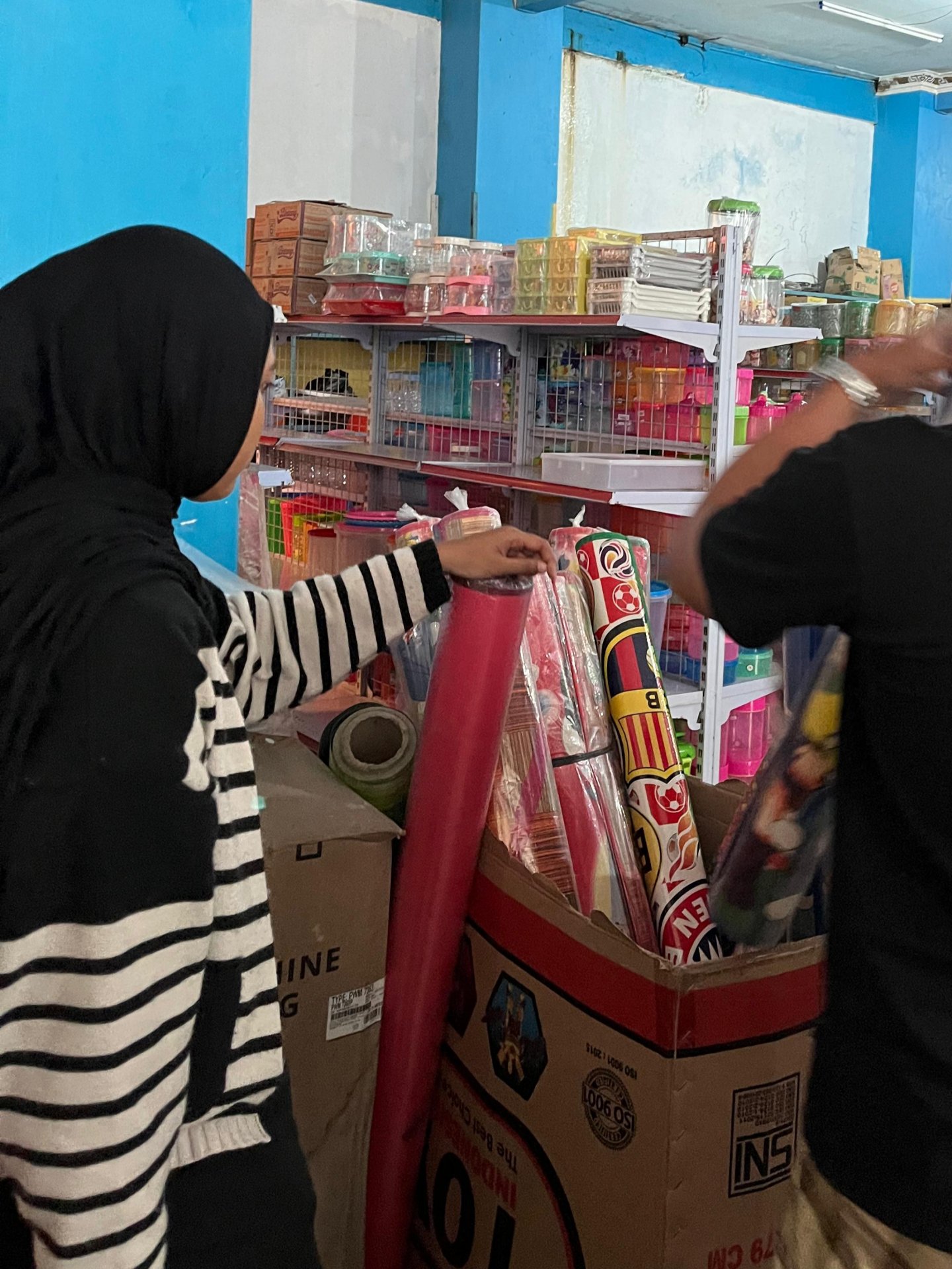 Partisipasi Mahasiswa KKN dalam Penyaluran Bantuan Korban Banjir Pemalang Selatan