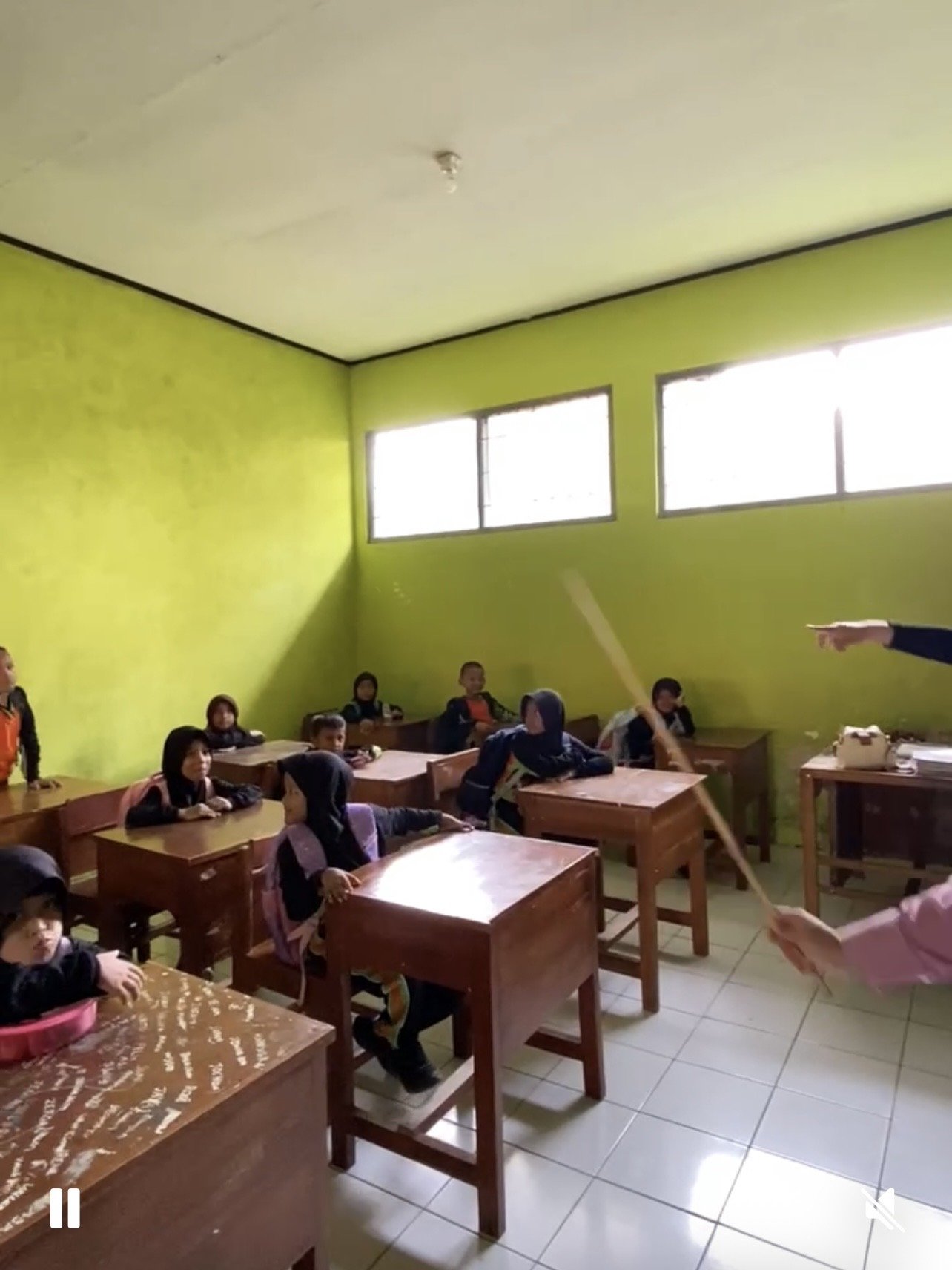 Mengajar di SD N 01 Karangkandri