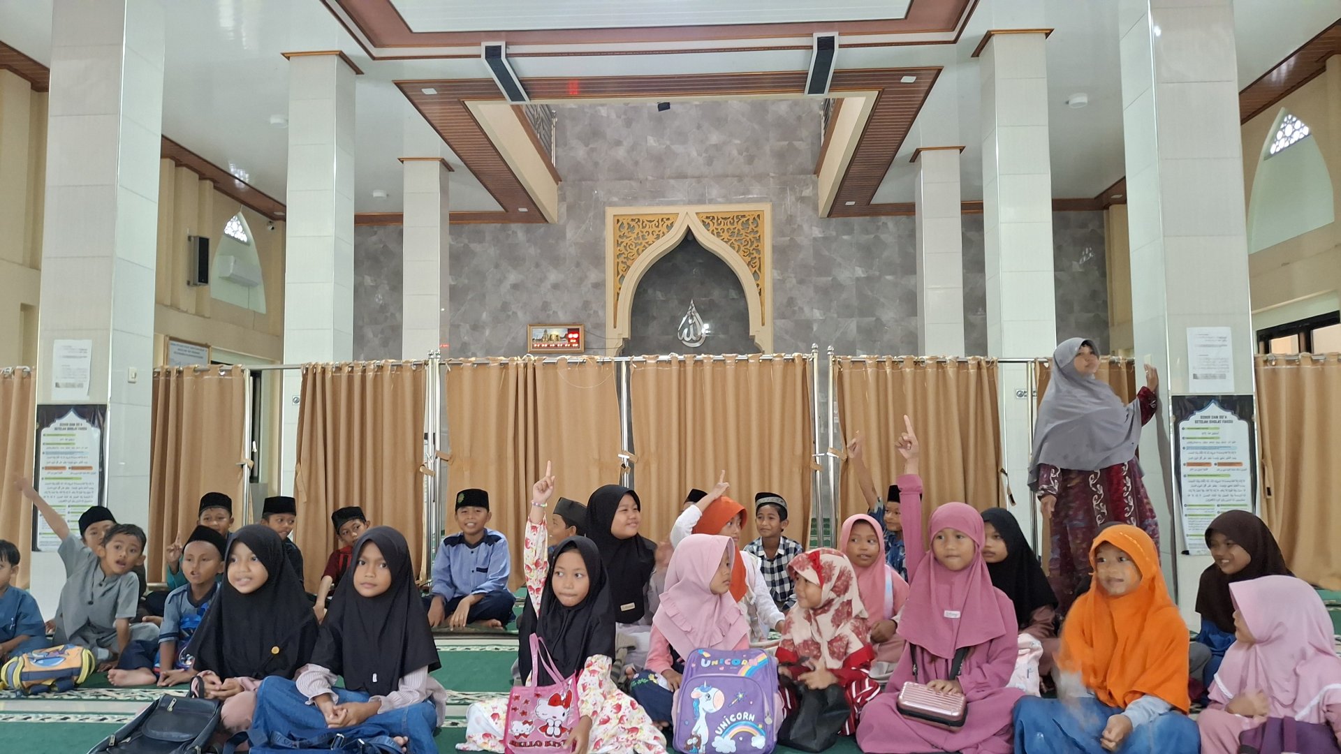 Mengajar Ngaji Di TPQ An Nur