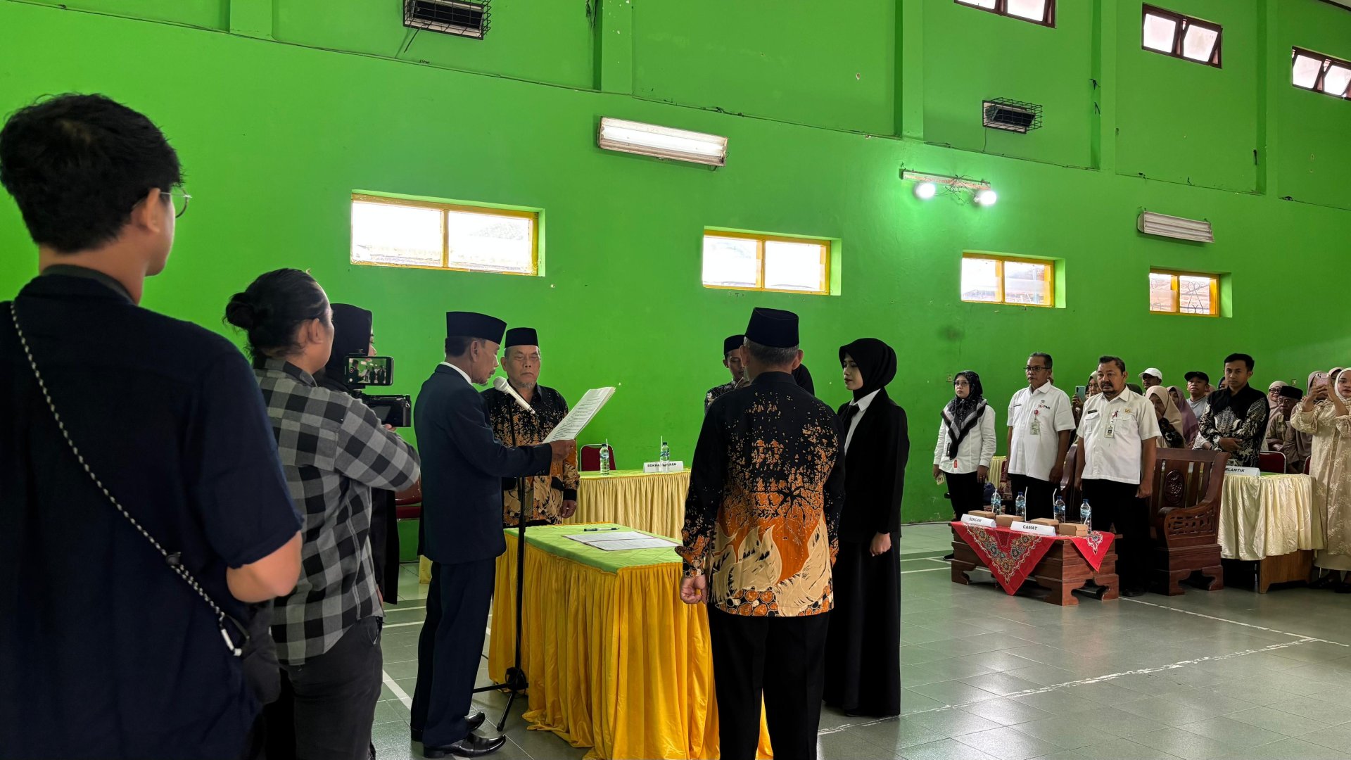 Pelantikan perangkat desa Losari