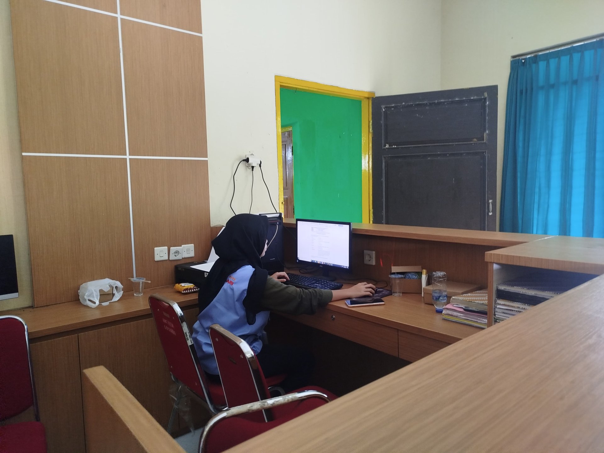 piket rutin balai desa