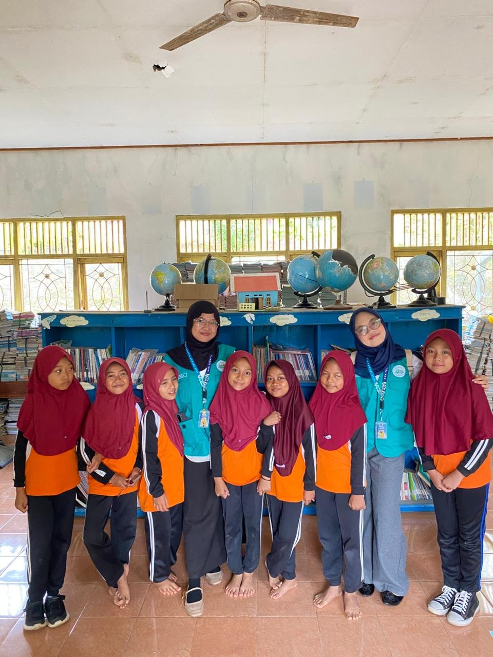 (Day 22) Piket Balai Desa dan Survei Perpustakaan Sekolah