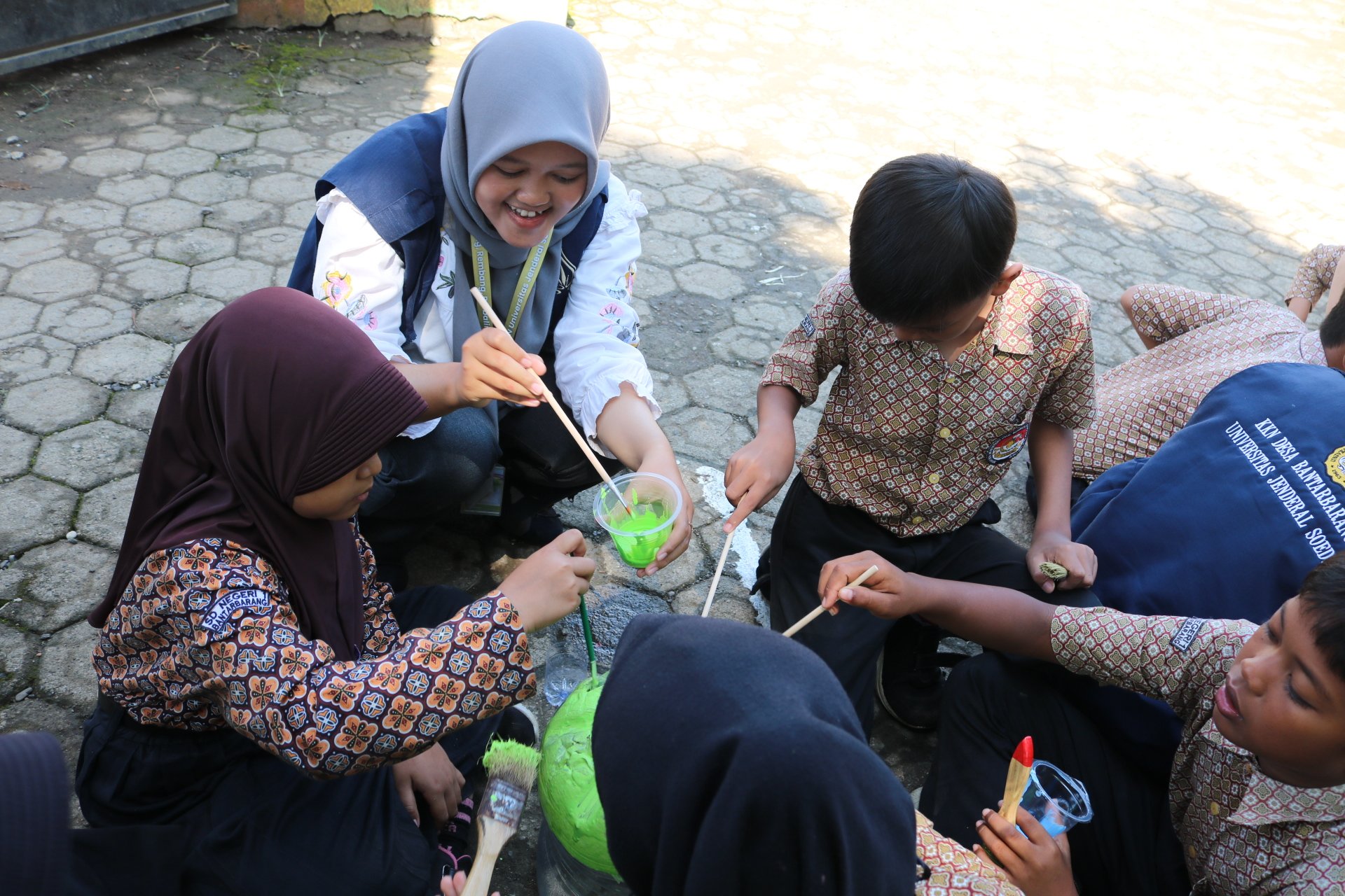 Sosialisasi pemilahan sampah organik anorganik dan daur ulang