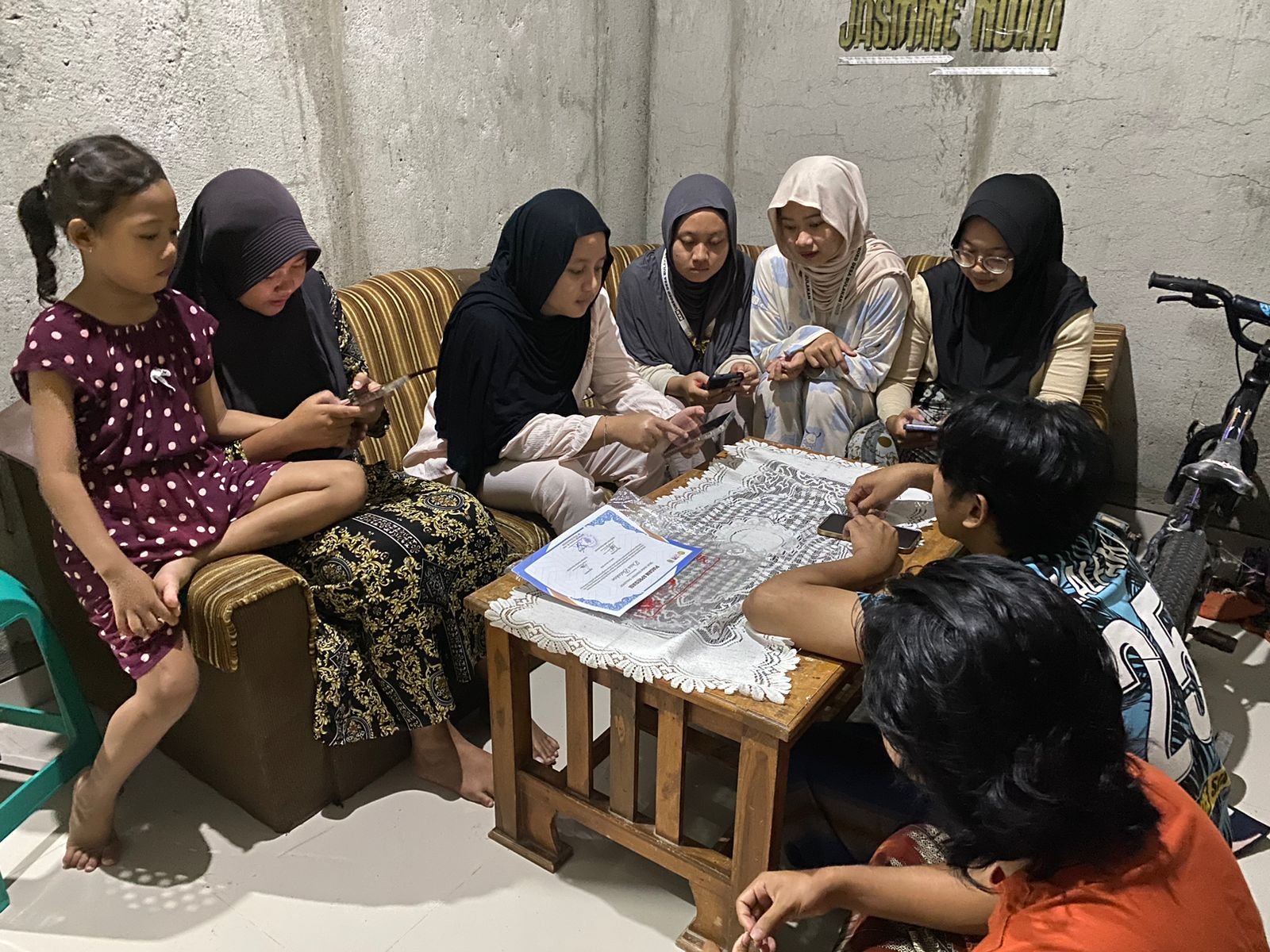 KKN Day 23 pembuatan qris dan banner umkm