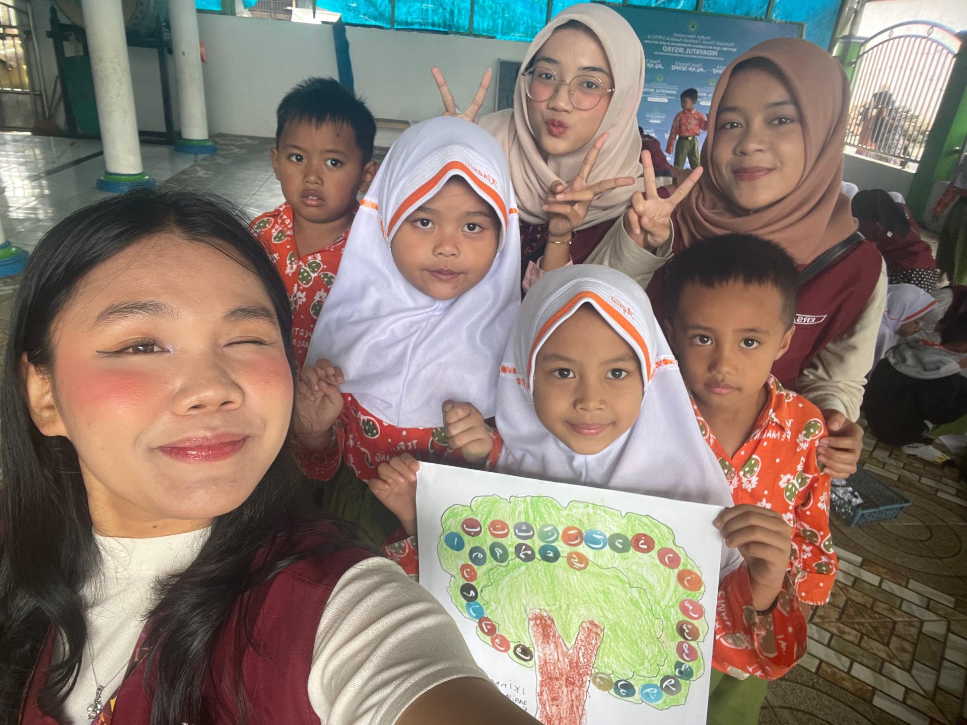 Pembelajaran Di TK Pertiwi, Penggalang Dana, dan Pendamping Bimbel