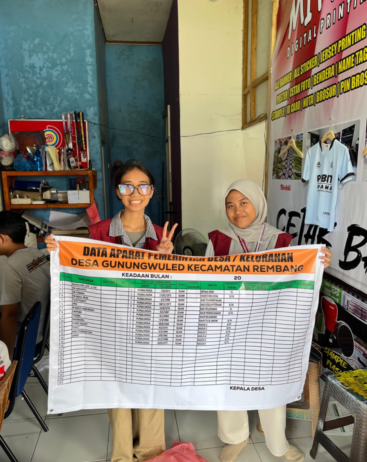 Penyelesaian pencetakan banner dan print an UMKM