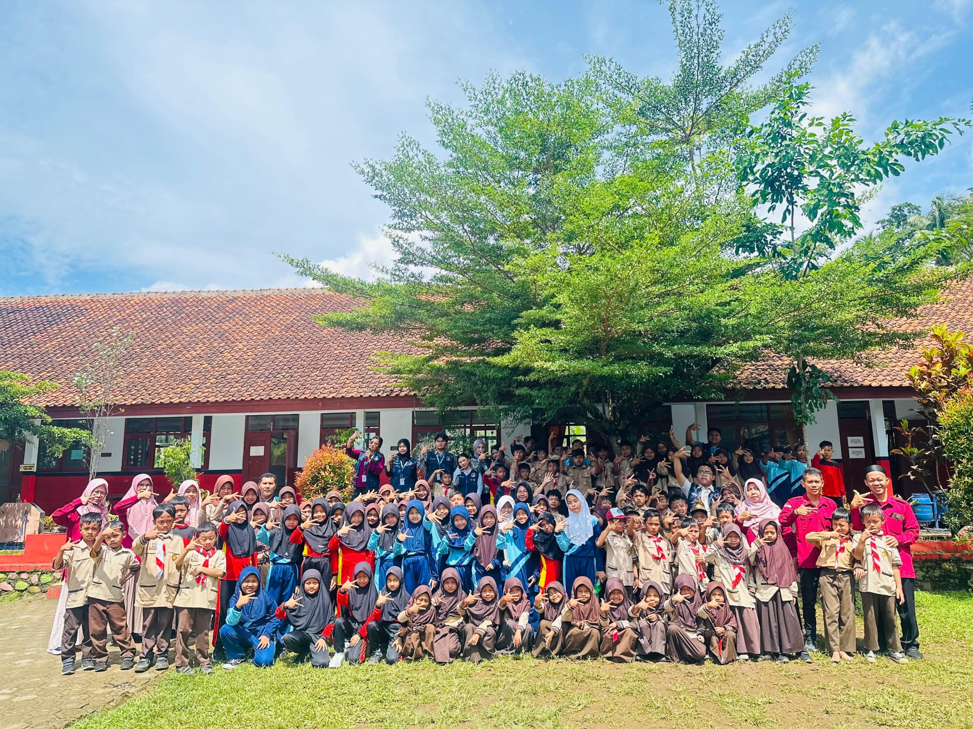 Simulasi kebencanaan di SD N 1 Kalikesur