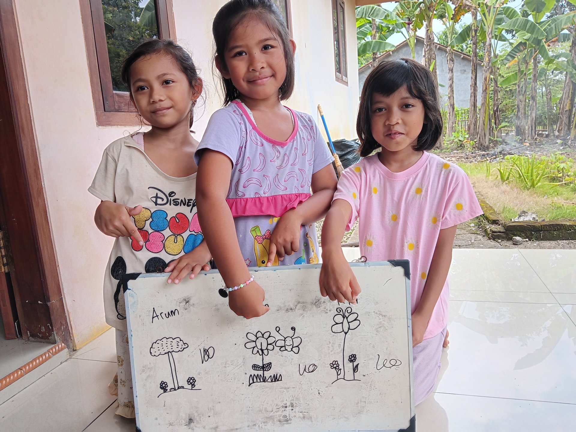 Bimbingan Belajar Anak-anak Desa Jatimulyo