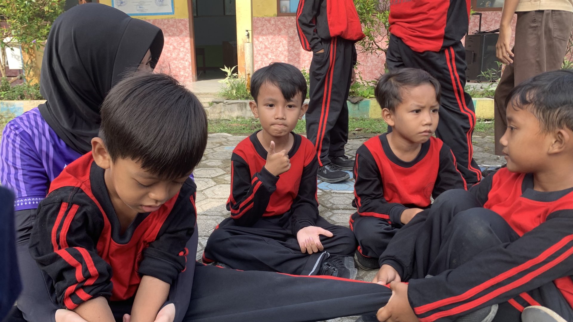 pembiasaan pagi senam dan jalan jalan sehat di sd jatimulyo