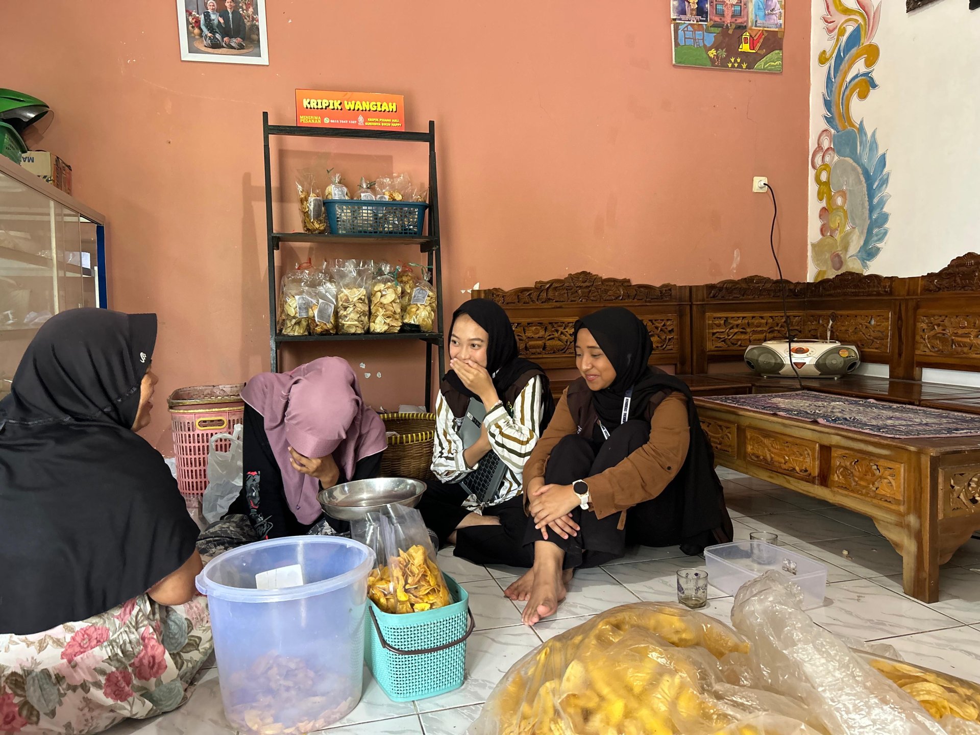 Fiksasi Rebranding UMKM Kripik Talas
