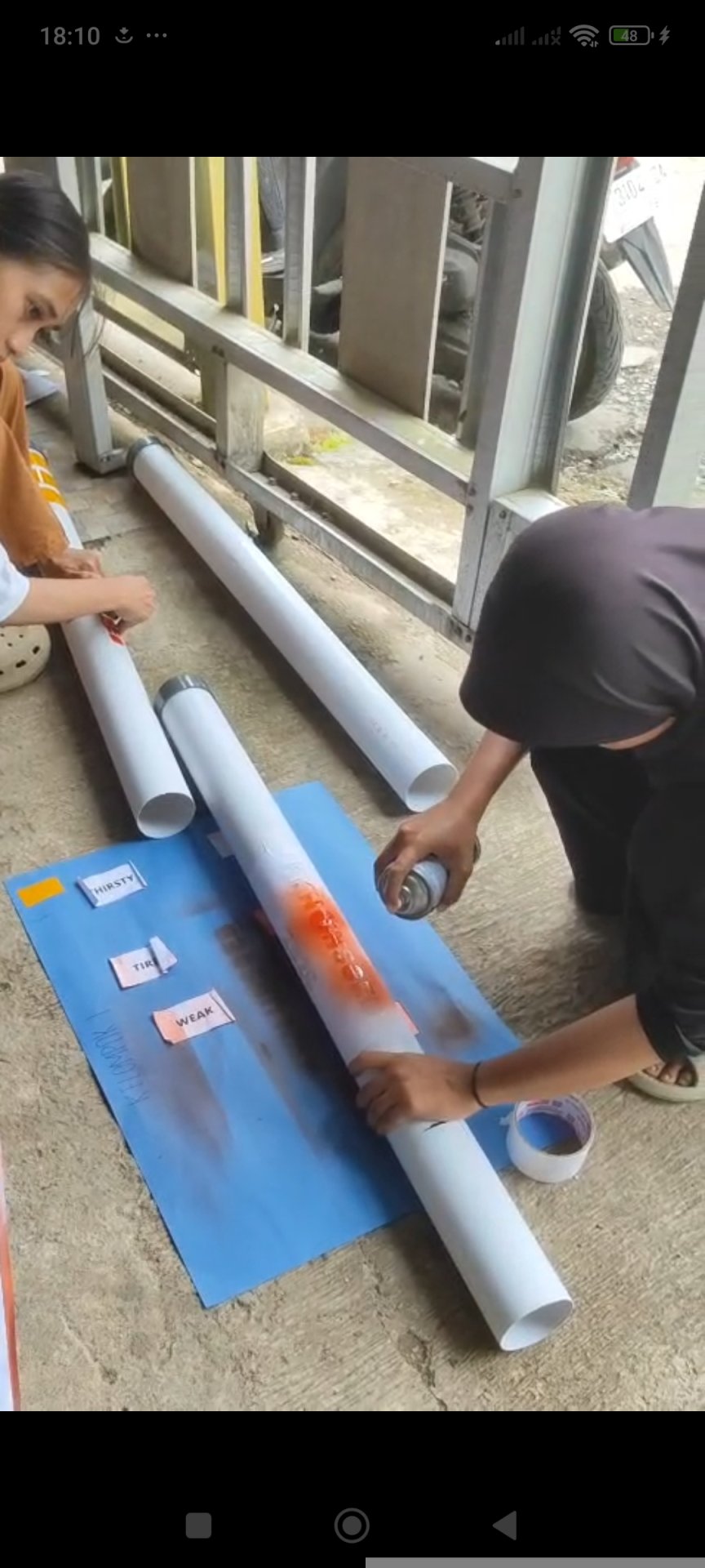 Persiapan pembuatan reflektor jalan