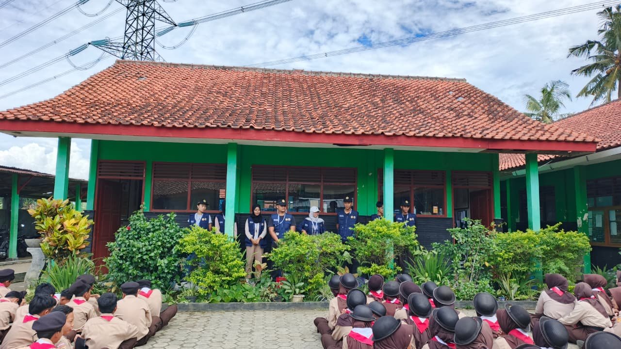 Kegiatan Hari Ke-24 | Pendampingan Pramuka di SMP Purnama Kesugihan