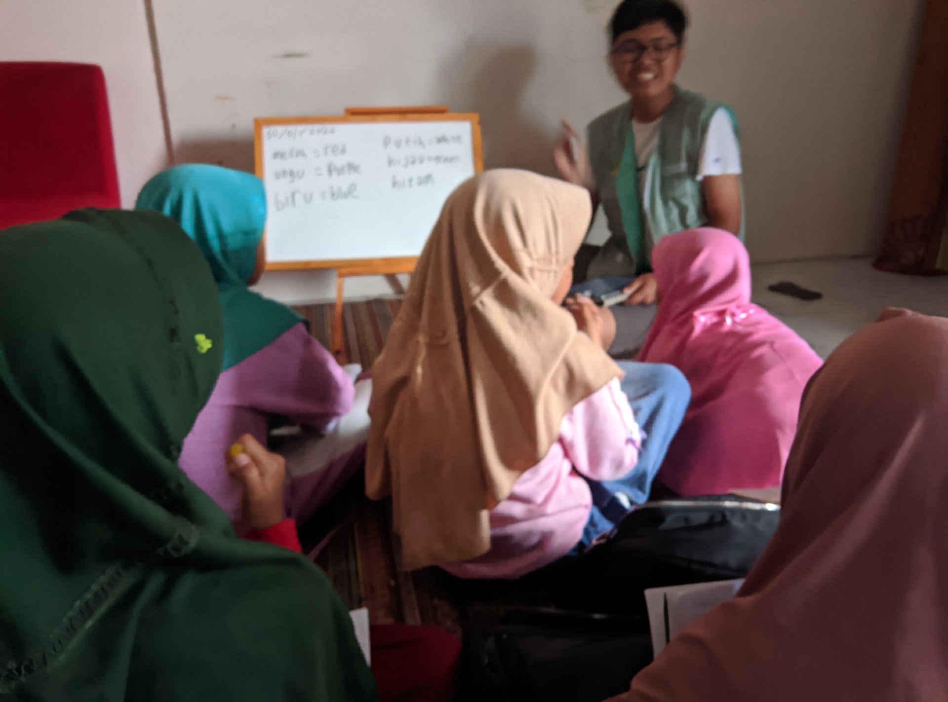 Bimbingan Belajar Bahasa Inggris (Materi Warna)