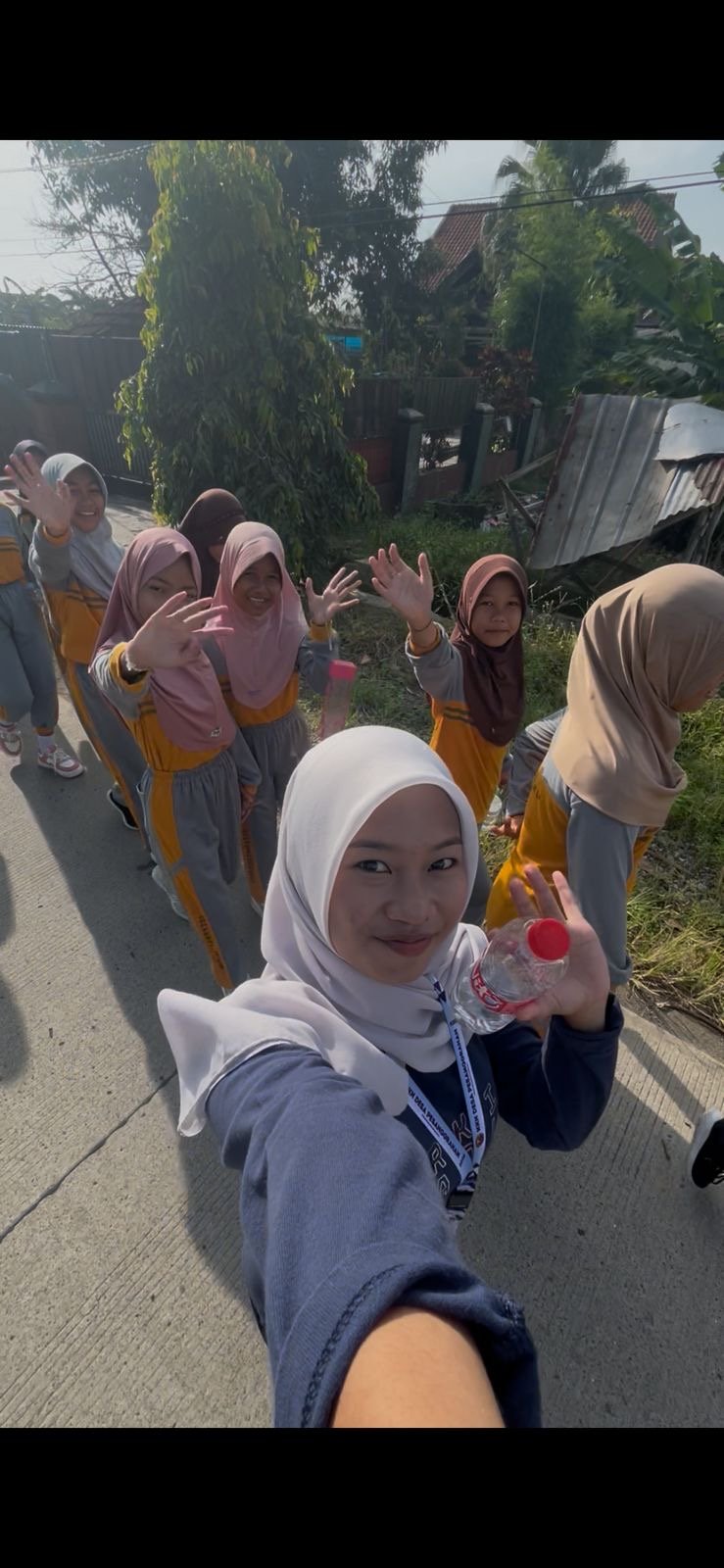 Kegiatan Hari Ke-24 | Jalan sehat bersama SDN 02 Pesanggrahan