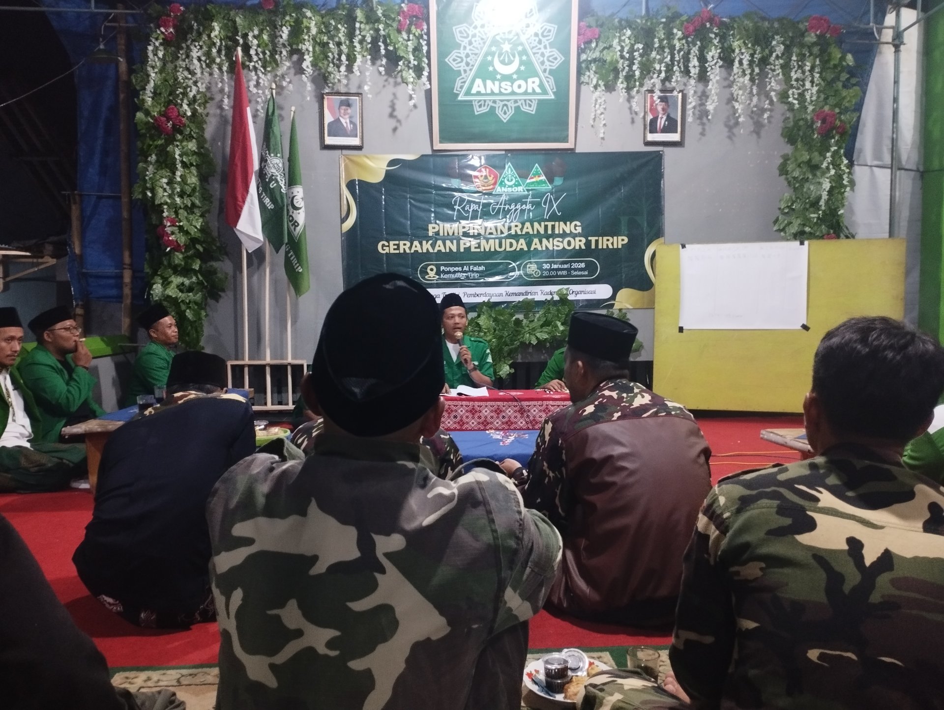 Menghadiri rapat anggota ke-9 pimpinan ranting gerakan pemuda Ansor tirp