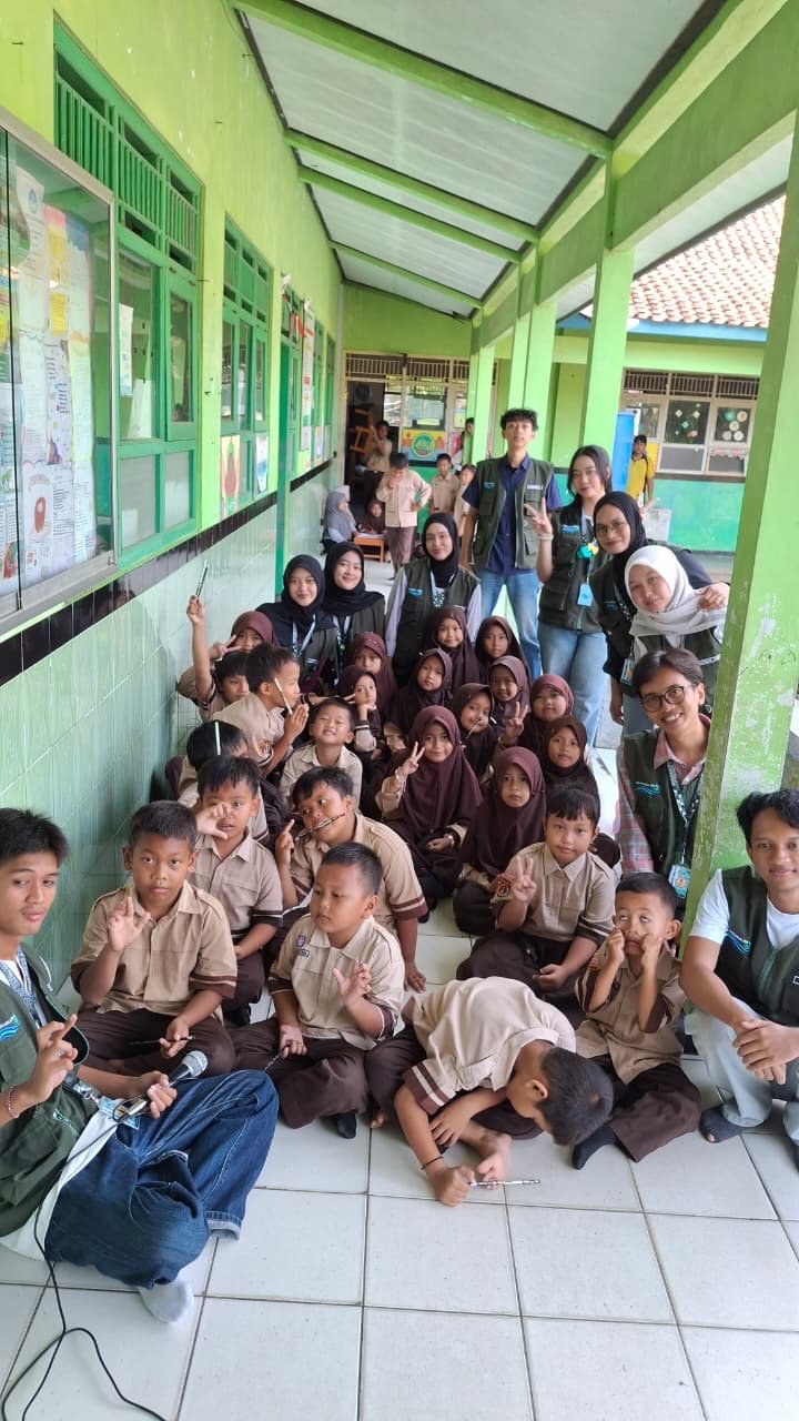 Sosialisasi Pola Hidup Bersih dan Sehat