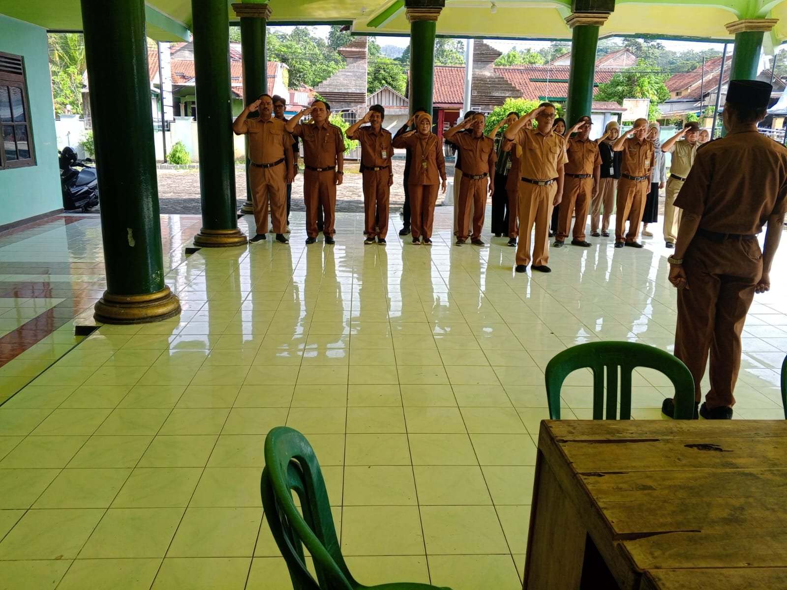 Kegiatan hari ke 21 : Apel pagi