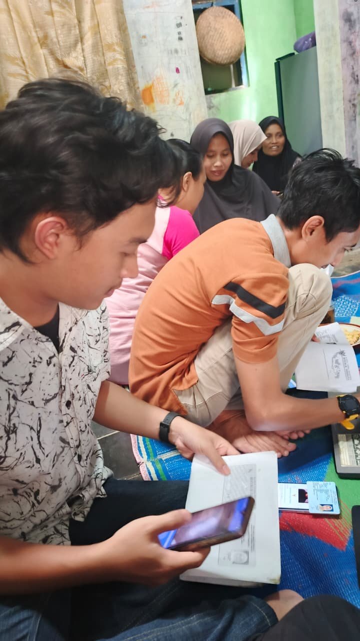 Pembuatan Akun Identitas Kependudukan Digital (IKD) di RT 3