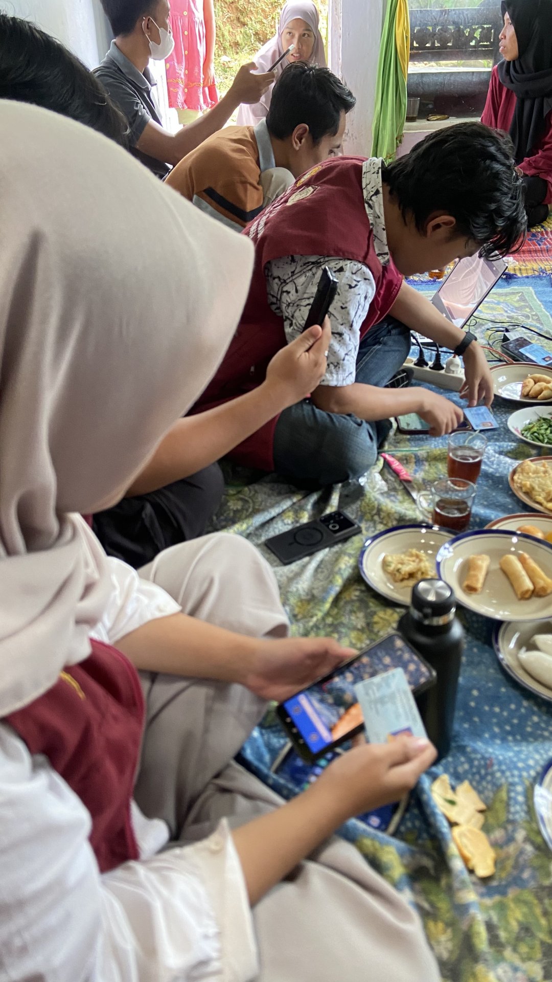 Pembuatan Akun Identitas Kependudukan Digital (IKD) di RT 2