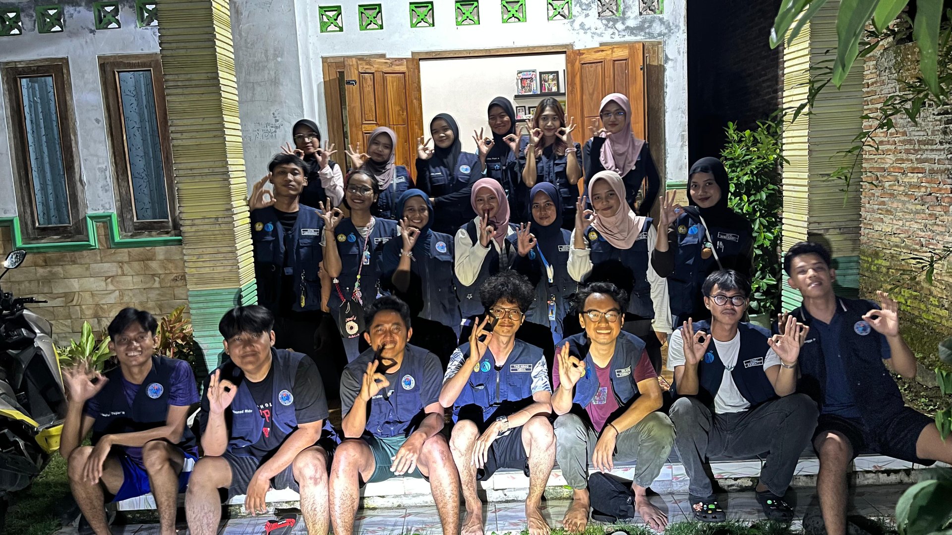 Kunjungan dari KKN Desa Kesugihan