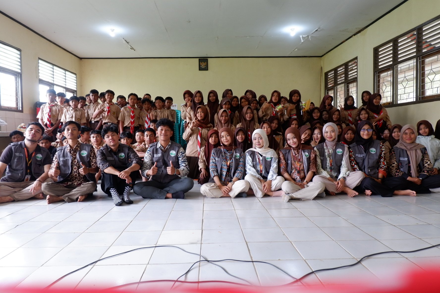 Day 24 - Sekolah Dasari di SMP 2 Karangjambu dan Silaturahmi Kepala Dusun III