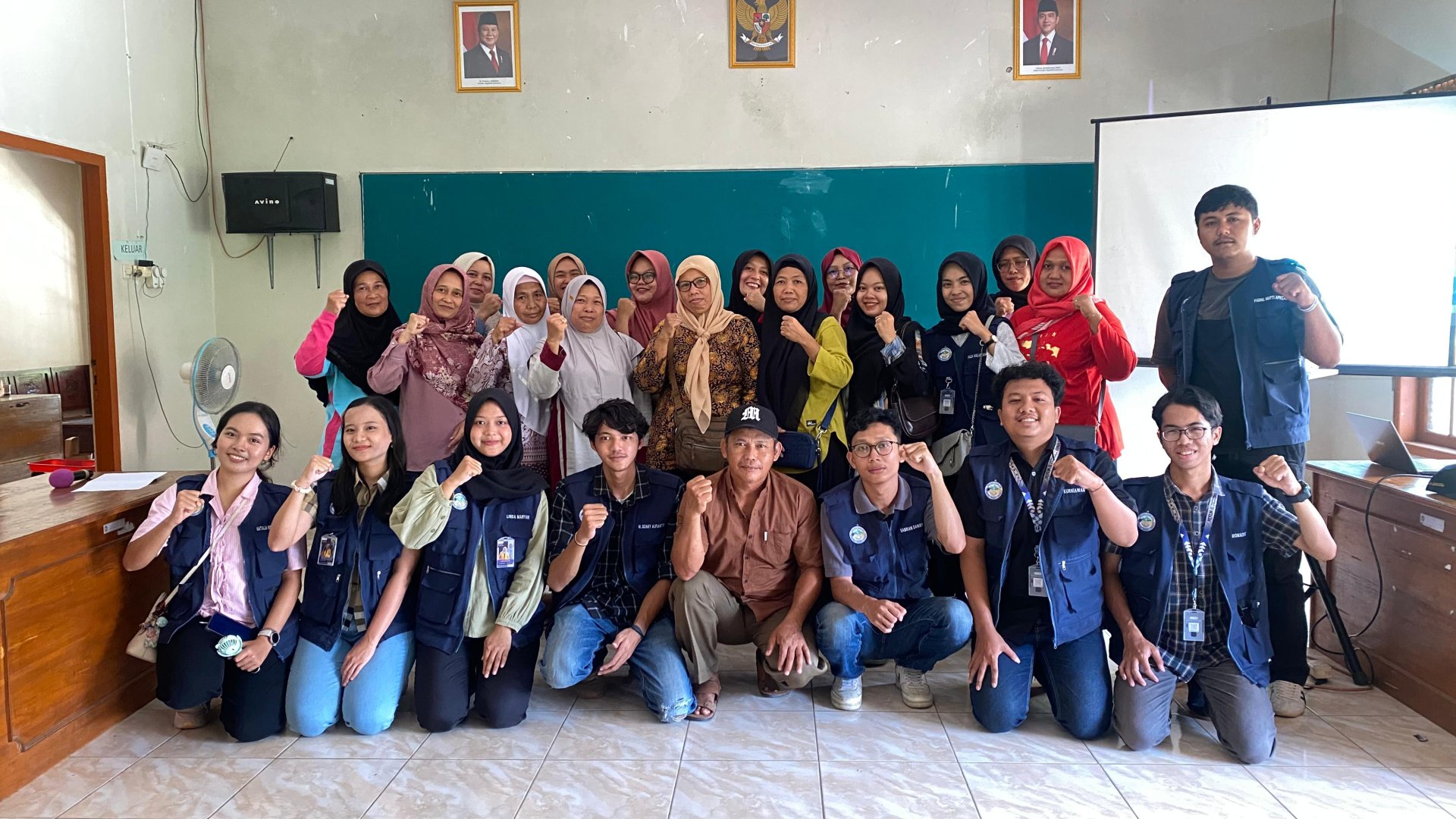 Day 25! Penyiraman Pakcoy, Sosialisasi BUMDes dan Shopee, Serta Gladi Bersih Simulasi Kebencanaan