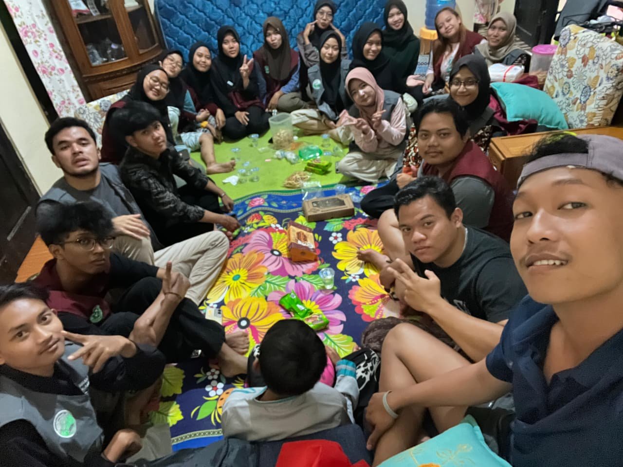 Pengambilan Video Profil Desa dan Kunjungan Silaturahmi Antar Kelompok KKN