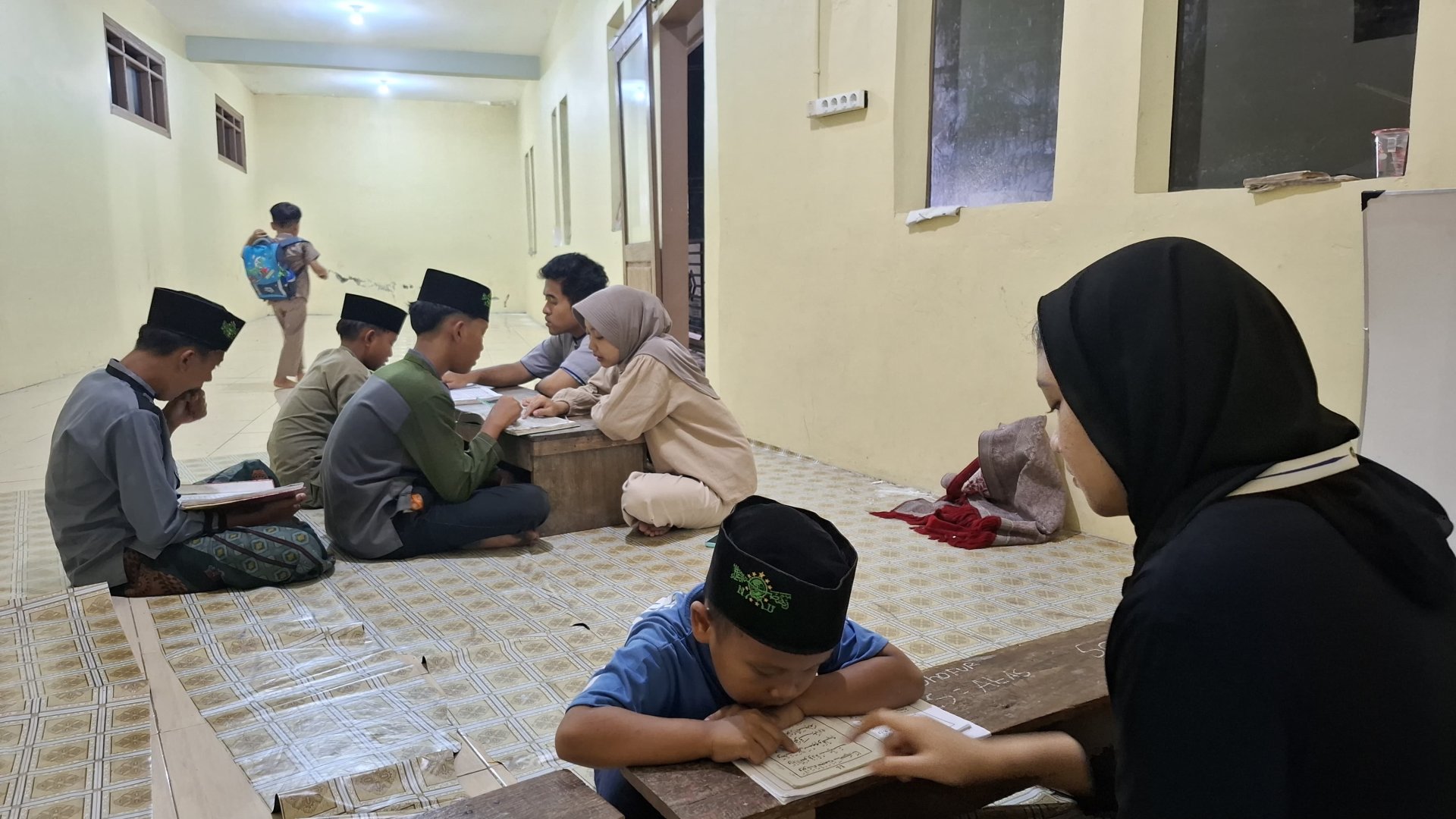 Kkn day 25 - penyerahan surat izin kegiatan ke SD, pendampingan tpq, evaluasi proker