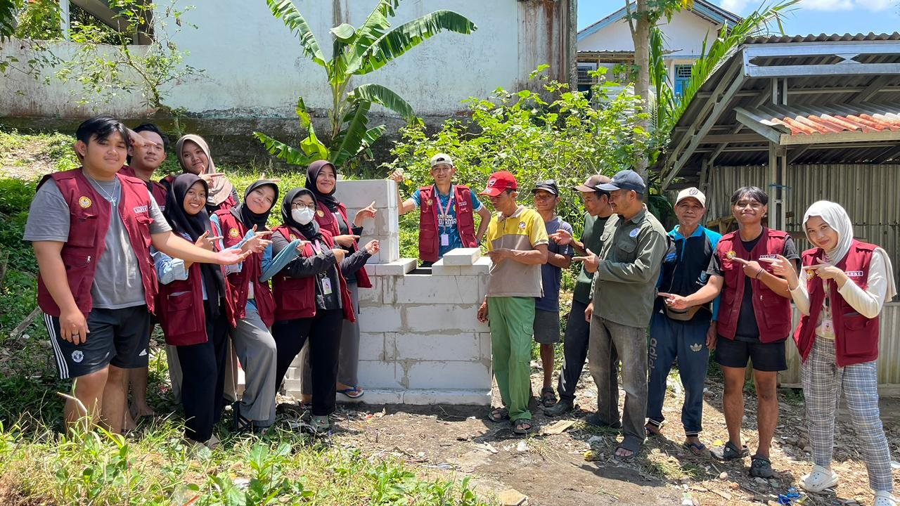 Pembuatan Alat Pembakar Sampah Minim Asap