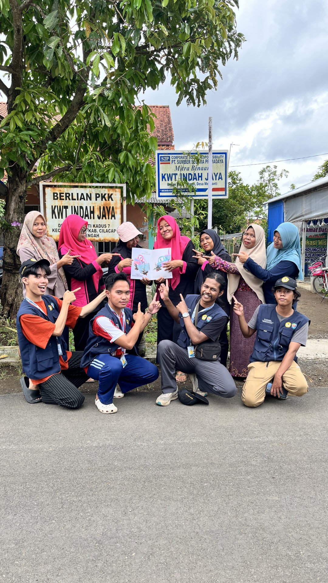 KKN Day 26 - Kerja Bakti, Pendampingan KWT & Pemilihan Ketua RT