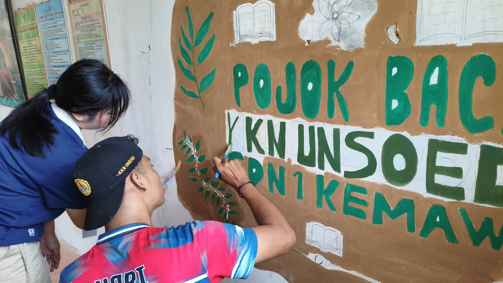 Revitalisasi perpustakaan sd