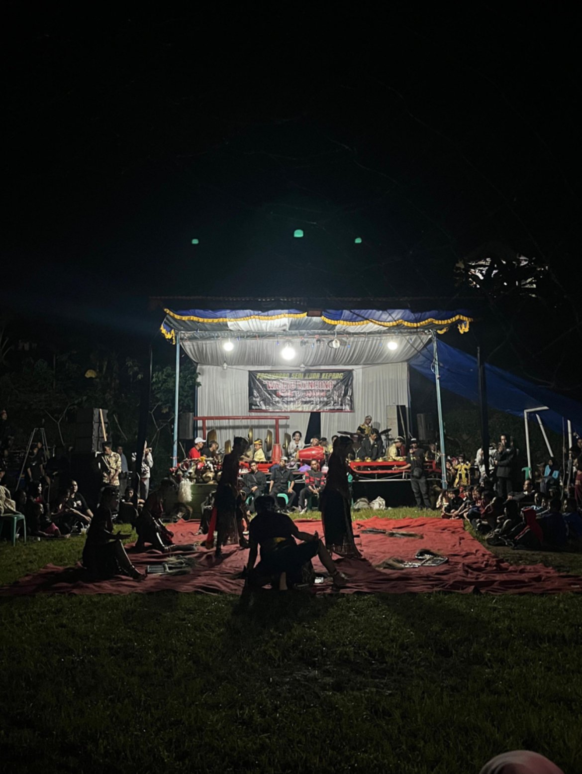 Penampilan tarian ebeg