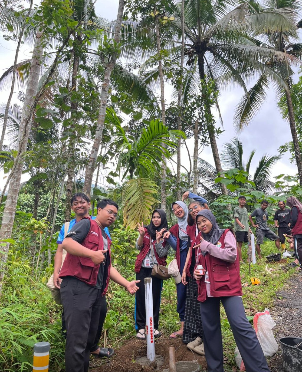 Pembuatan Reflektor jalan