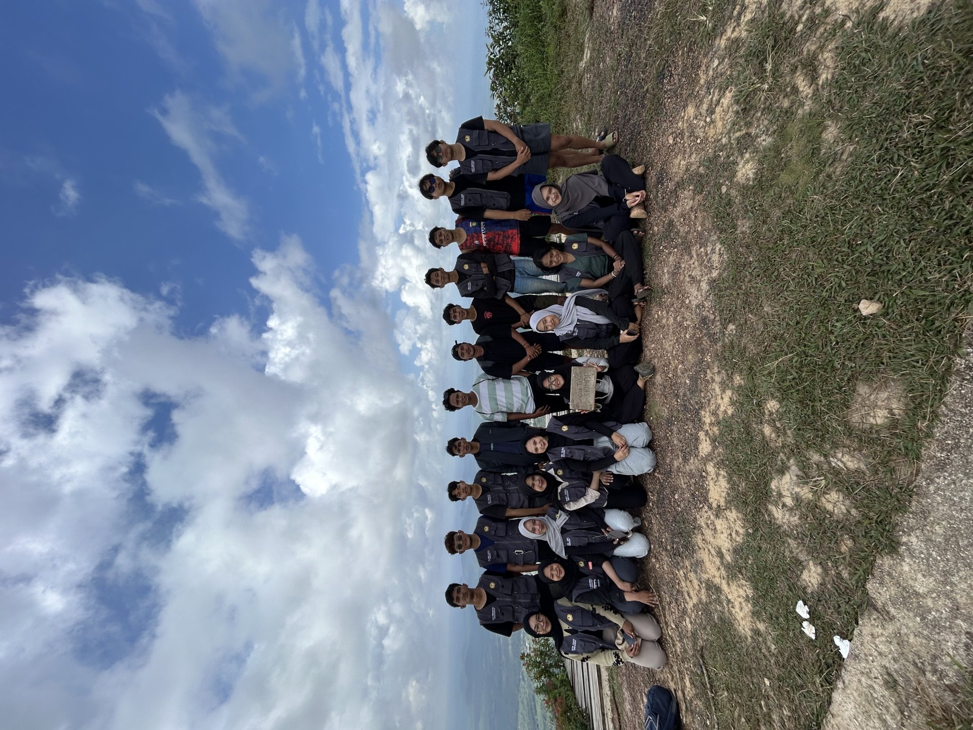 Kunjungan Wisata Gunung Tajam