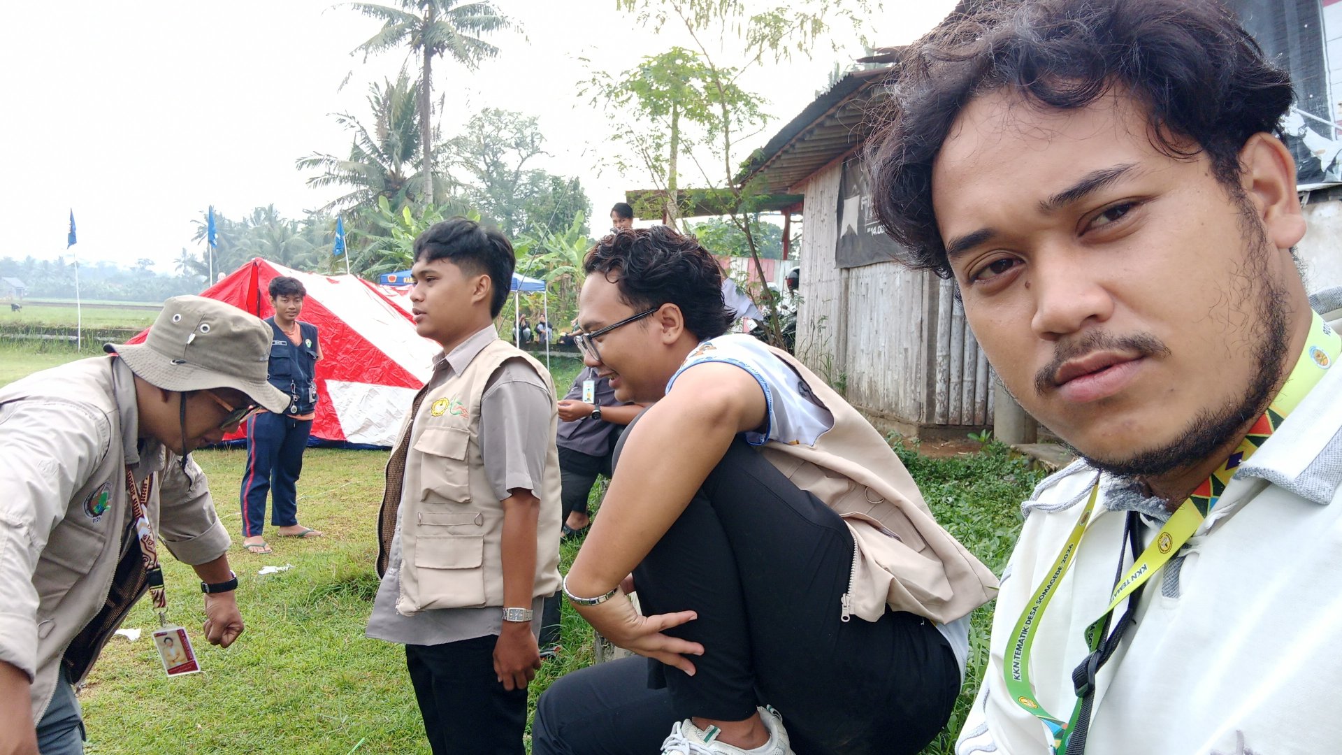 Pelatihan Evakuasi Kebencanaan Banjir di Desa Sokawera