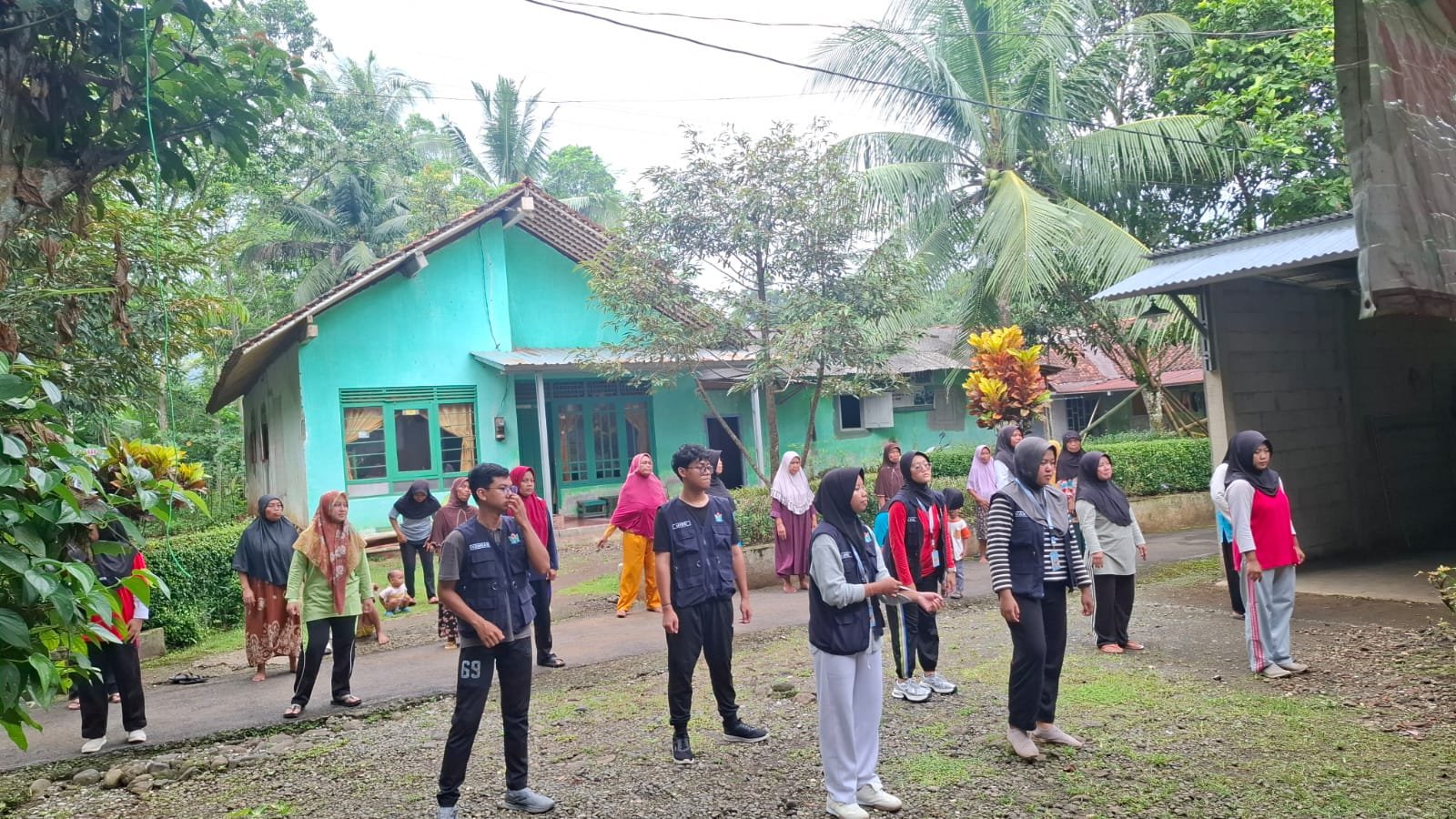 Pendampingan Senam Sehat di Bondat